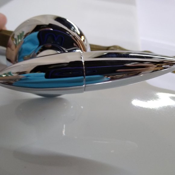 Showhouse Sophisticate Toilet Tank Handle Chrome - Picture 2 of 4